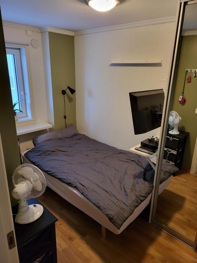 Sentrumsleilighet Med Gratis Parkering Til Leie Apartment Arendal Exterior photo